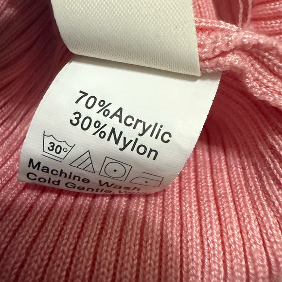 Pink Ribbed Tank Top - Picture 3 of 3